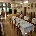 Nanni Garni