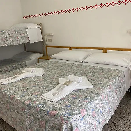 Отель Nanni Garni