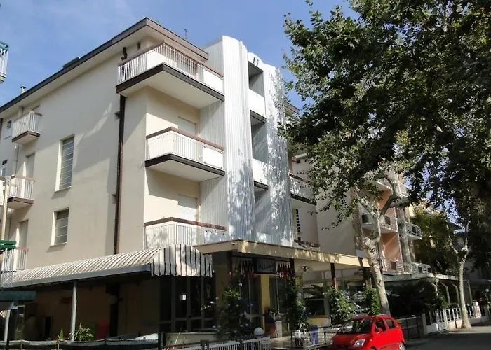 Hotell Nanni Garni 2*