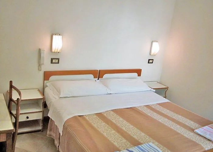 Hotel Nanni Garni