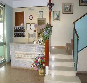 Hotel Nanni Garnì 2*