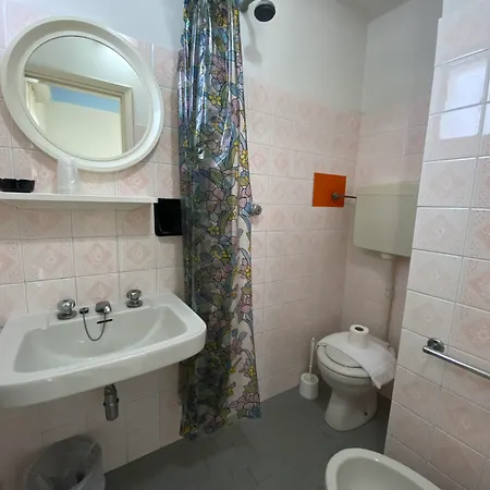 Nanni Garnì Affittacamere 2*