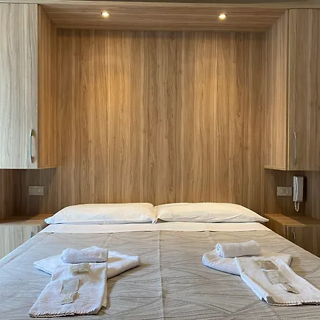 Hotel Nanni Garni Rímini